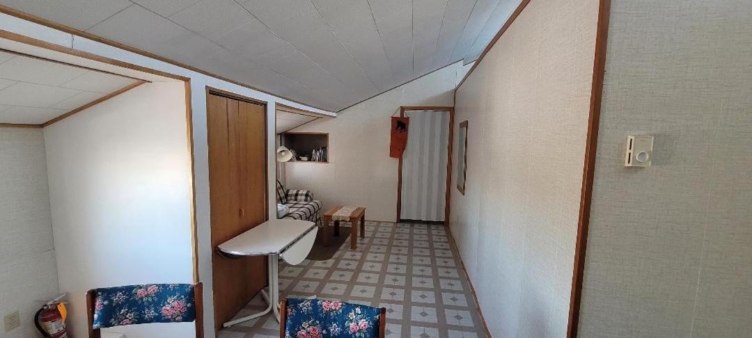 Polar Bear Bed And Breakfast 丘吉尔 外观 照片